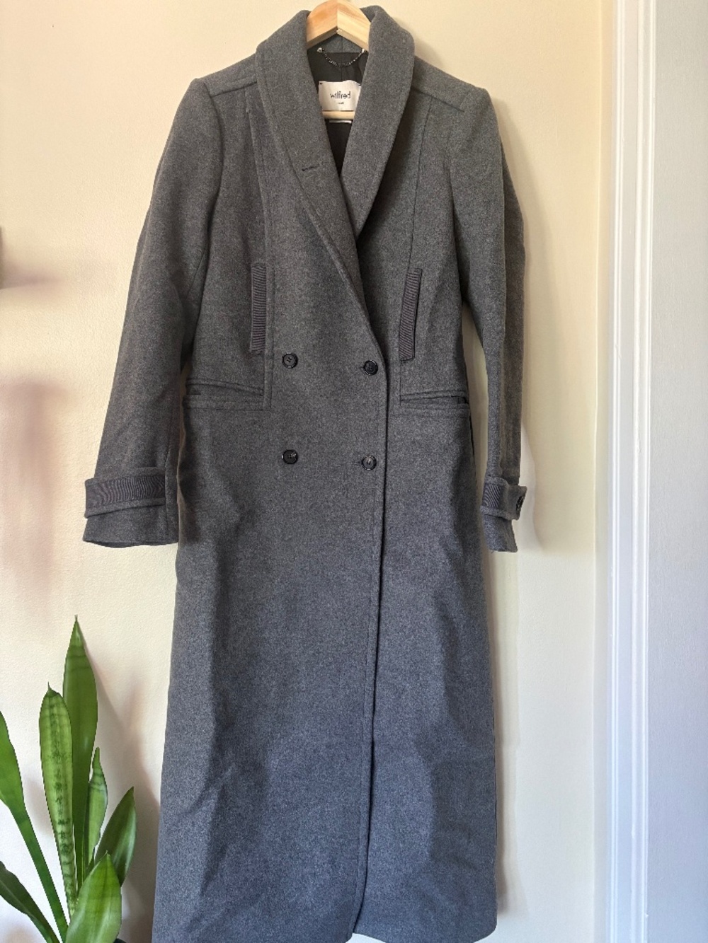 Wilfred Aritzia Cashmere Wool Made in Canada Coat